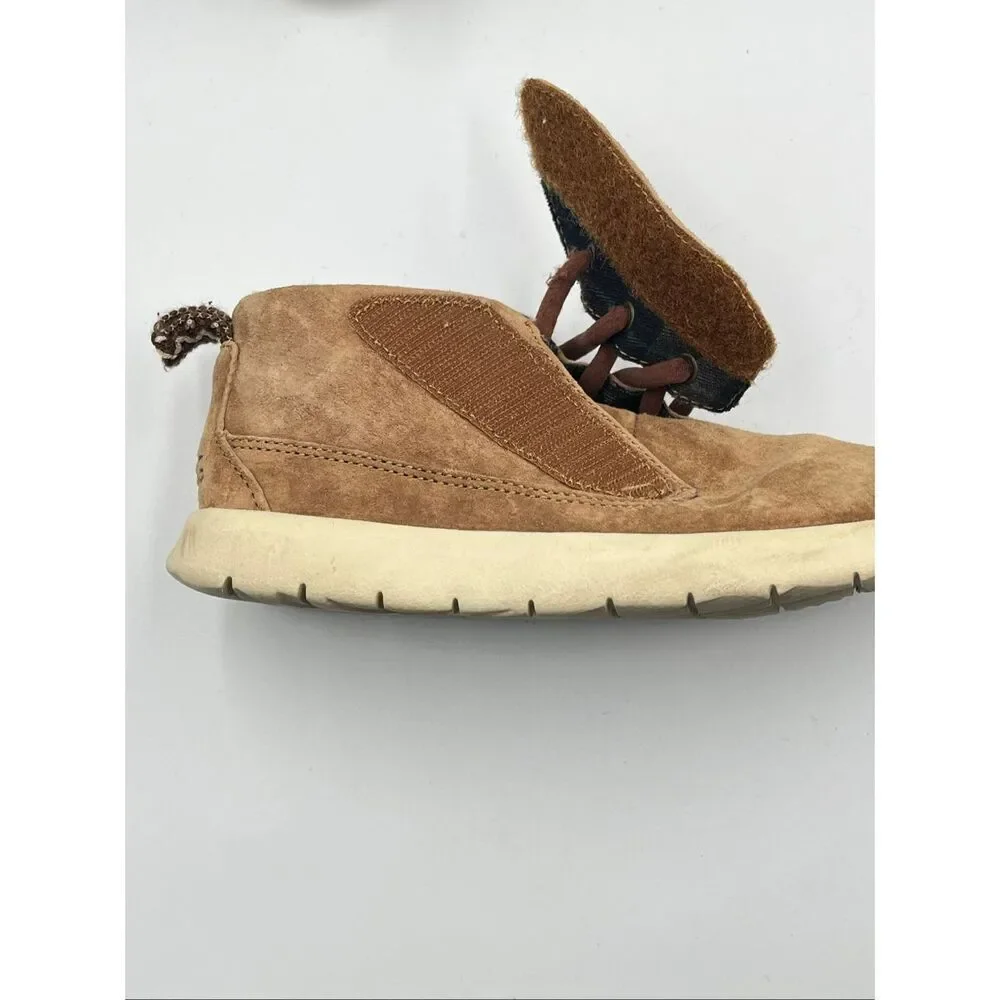 UGG Canoe Chestnut Slip On Velcro Closure Suede Chukka Boot Size Little Boy 12